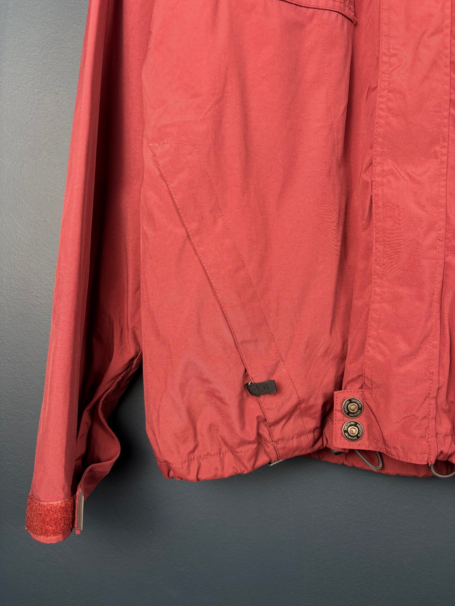 Vintage 90s Sessions Burgundy Technical Snowboard Jacket (S)
