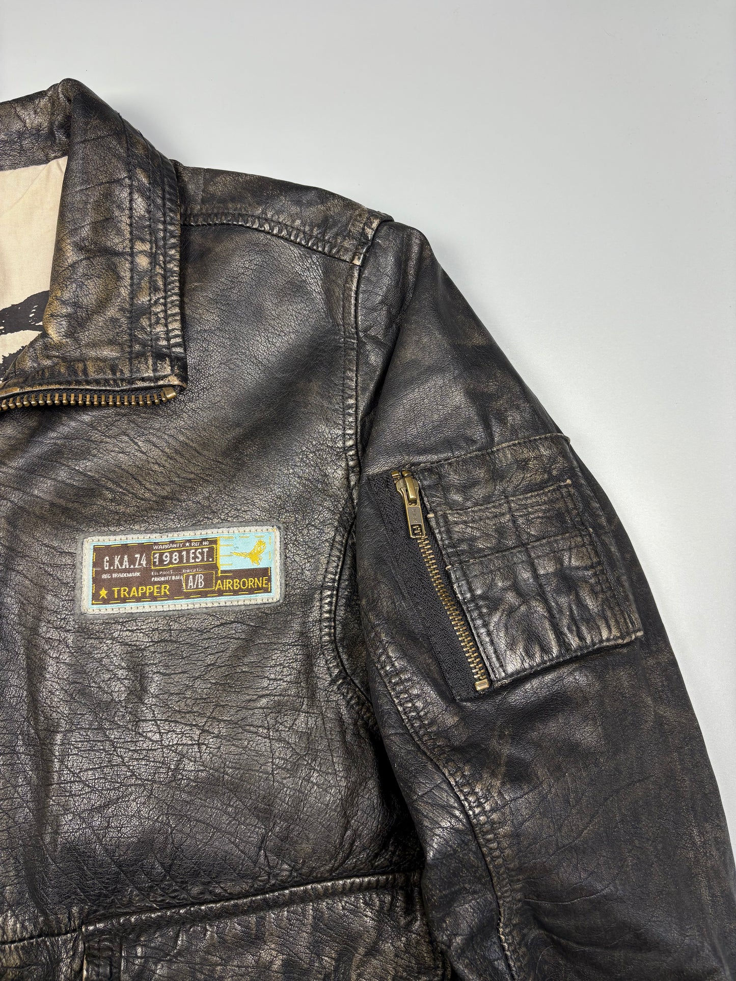 Vintage 1990s Trapper Patch Dark Wash Leather Jacket (L)