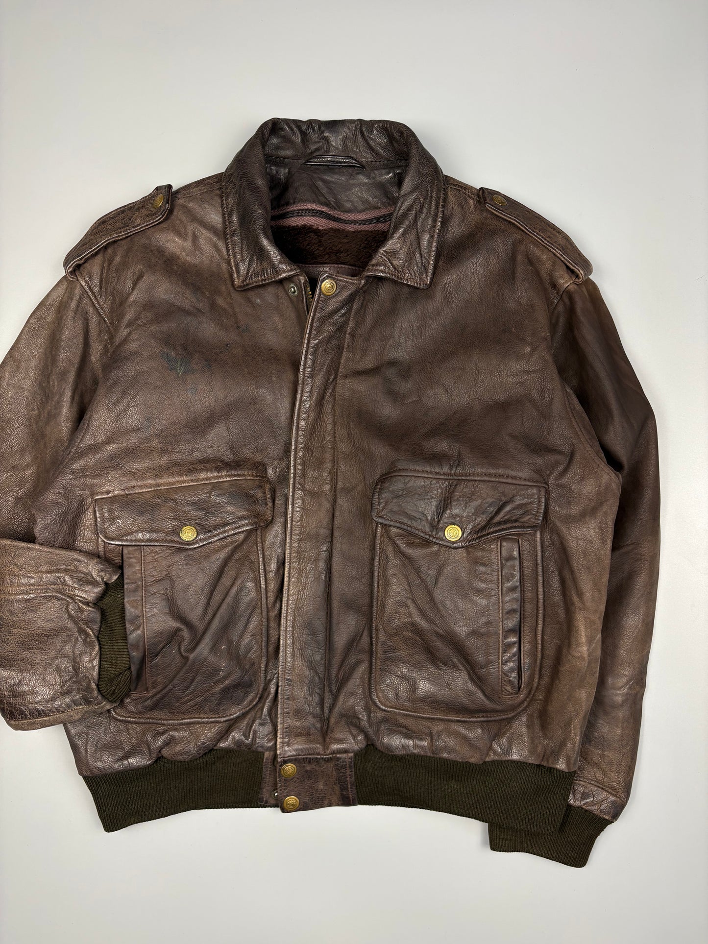 Vintage 1980s Sheepskin Lined B-2 Flight Leather Jacket (L)