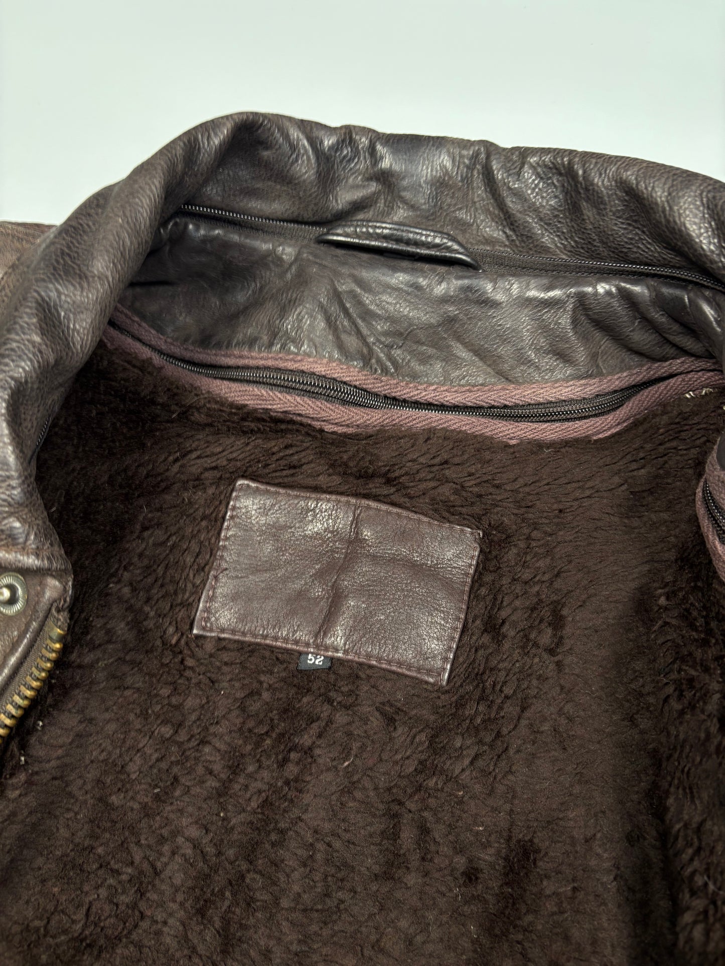 Vintage 1980s Sheepskin Lined B-2 Flight Leather Jacket (L)