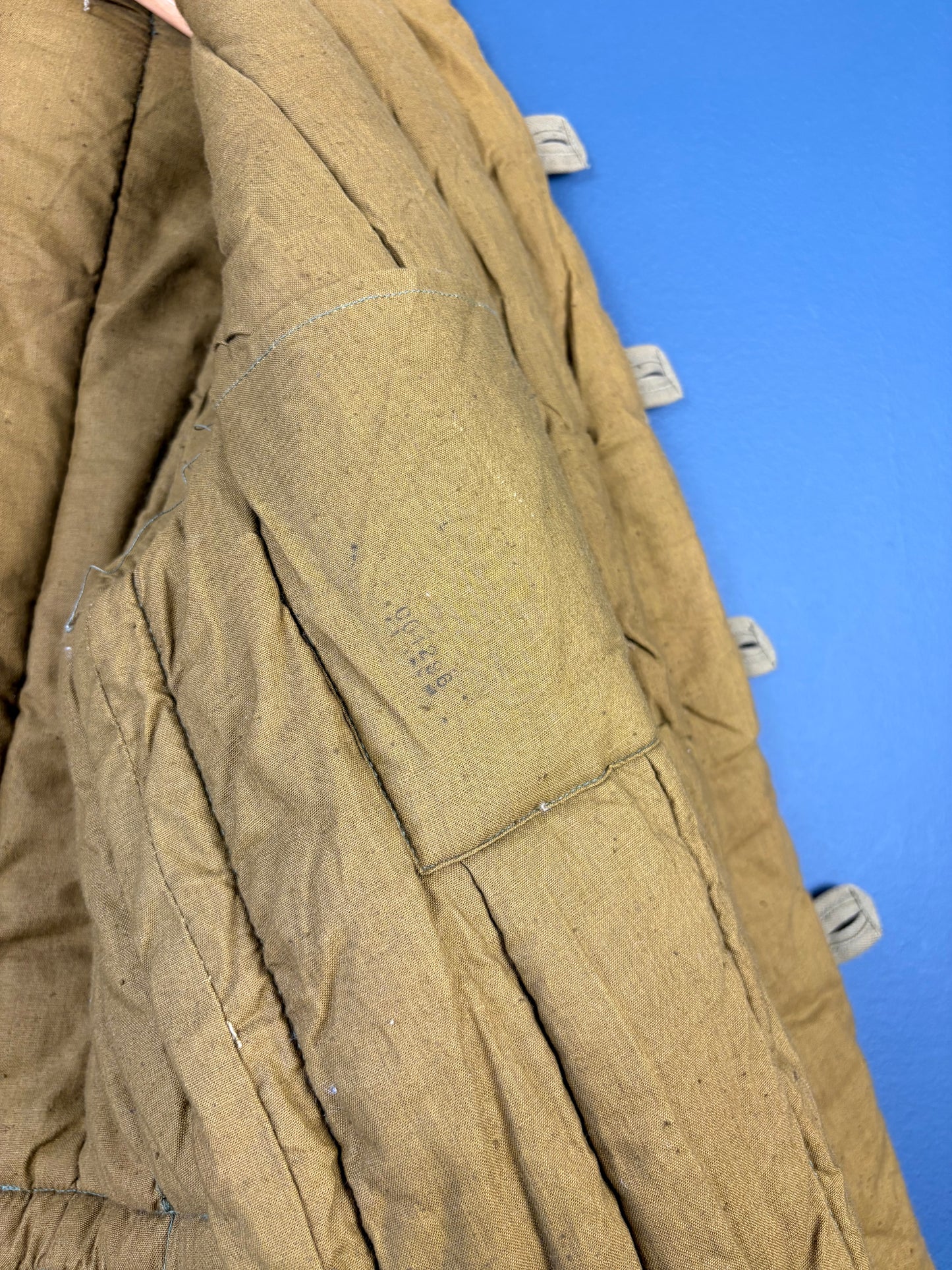Vintage 80s Soviet Army Telogreika Khaki Quilted Jacket (M)