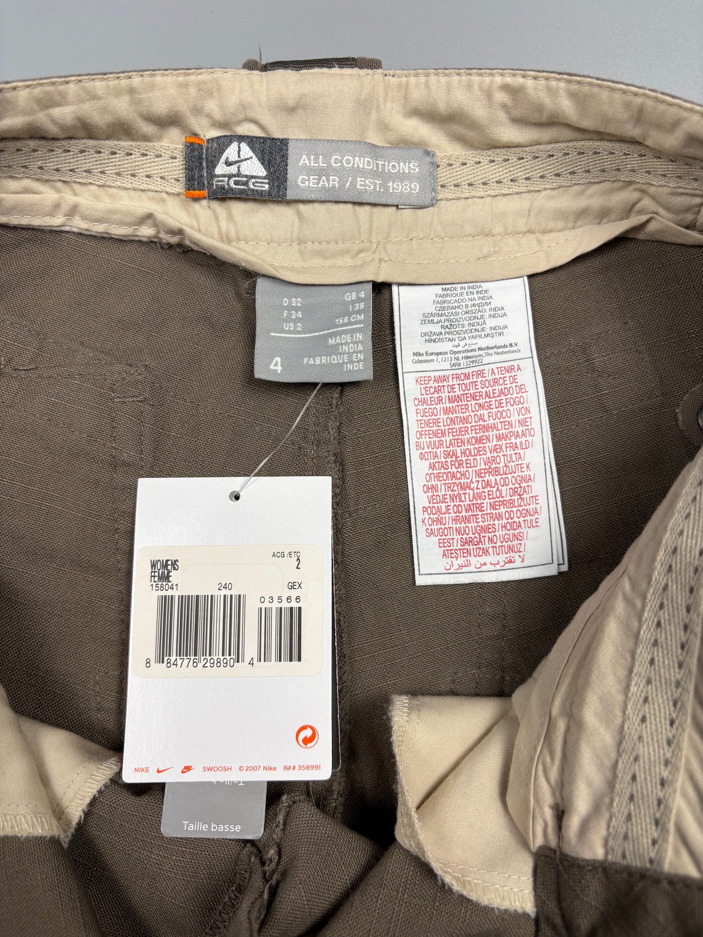 Nike ACG Military Green Loose Fit Cotton Trousers (women's 4)