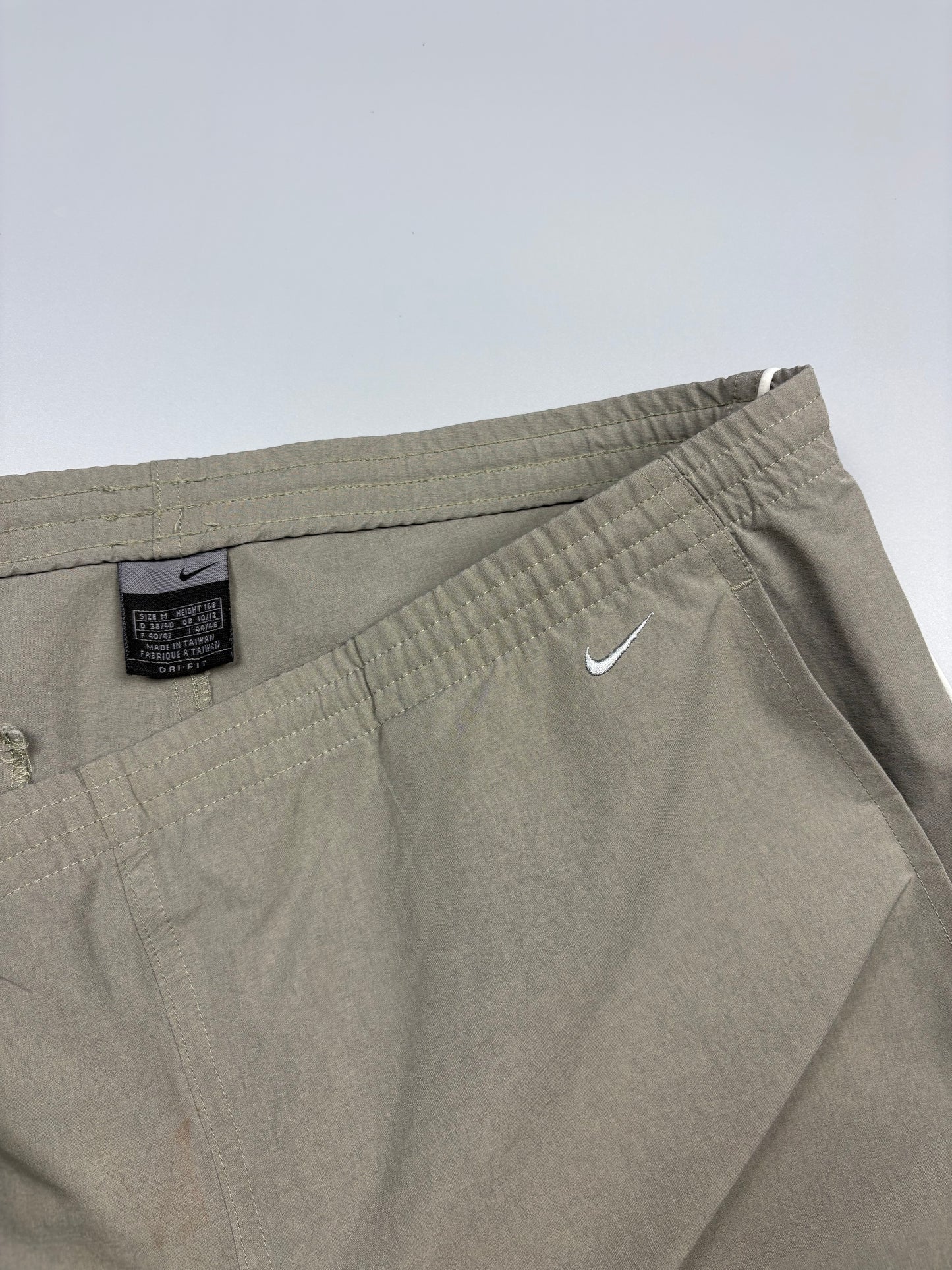 Nike Sphere 2000s Wide Leg Mint Green Track Pants (women's M)