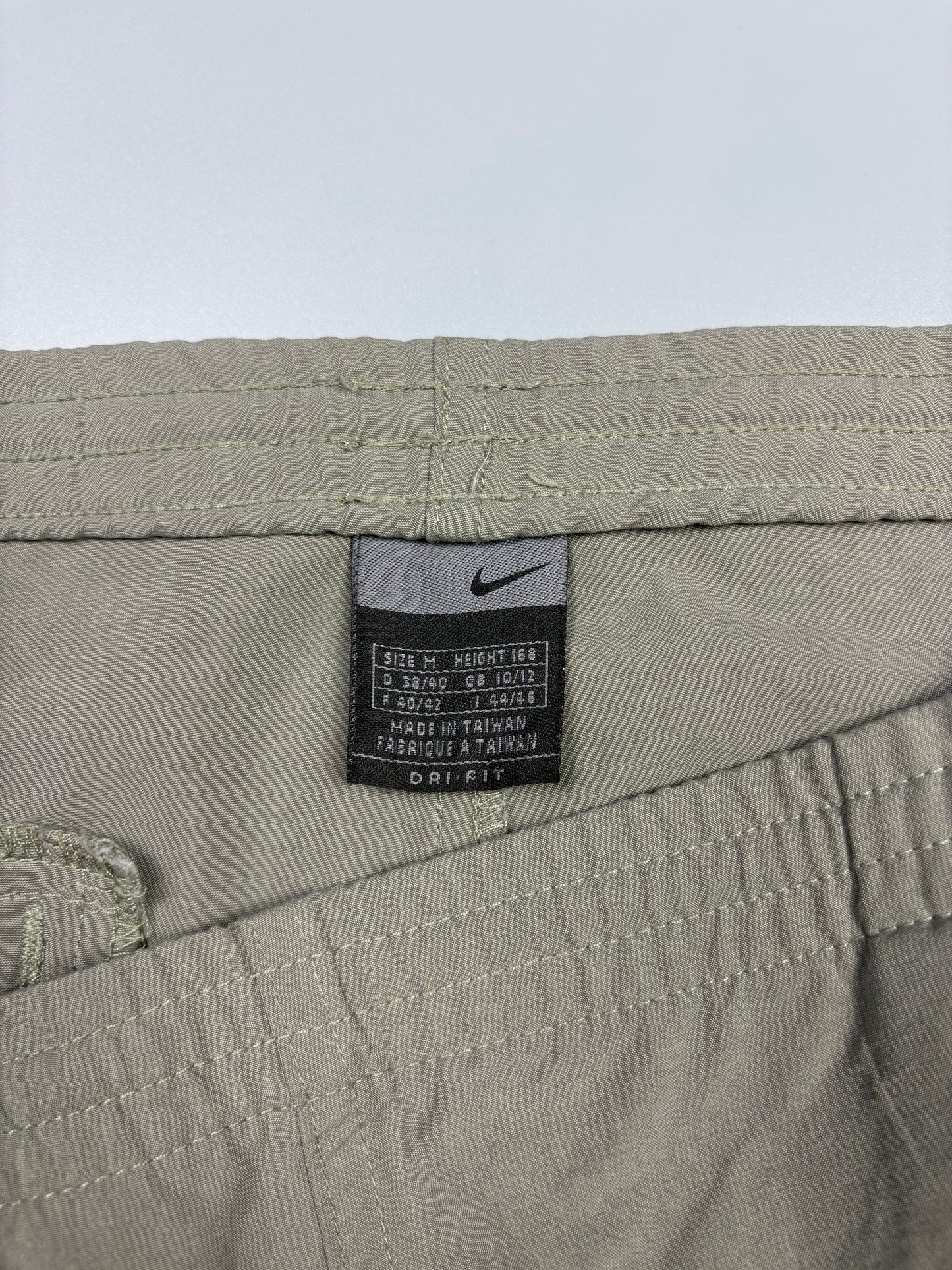 Nike Sphere 2000s Wide Leg Mint Green Track Pants (women's M)