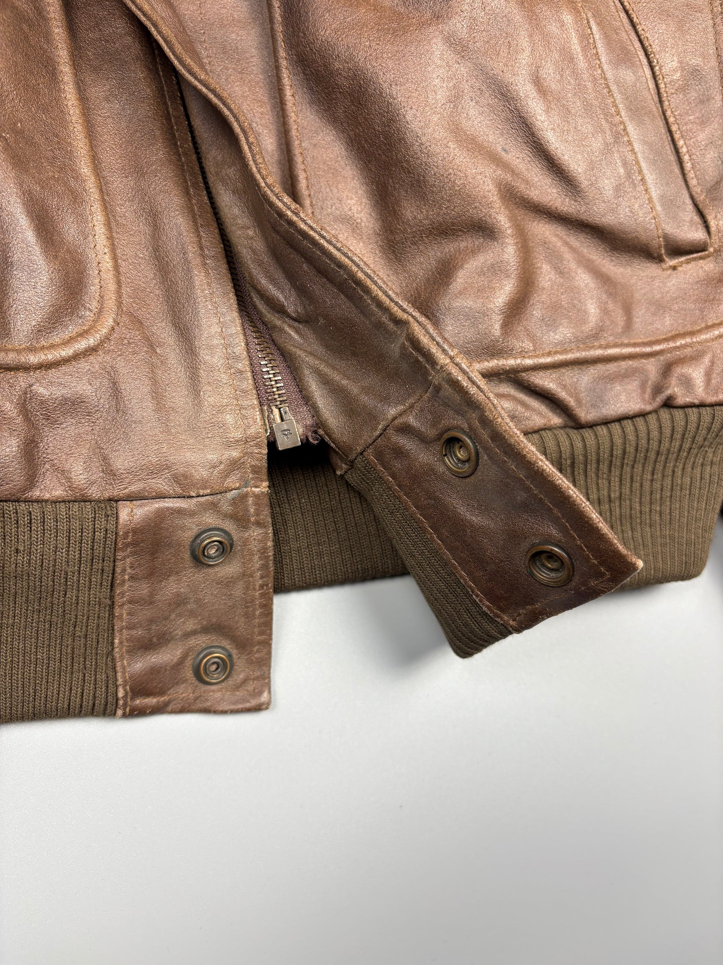 Vintage 1980s Aviation Leather A-2 Flight Jacket (M)