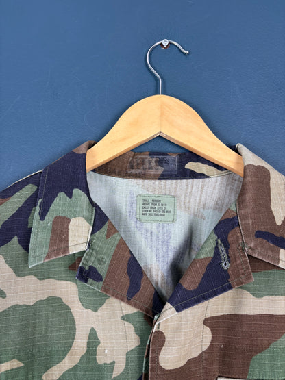 Vintage US Army Woodland Camoflauge Field Jacket (M)