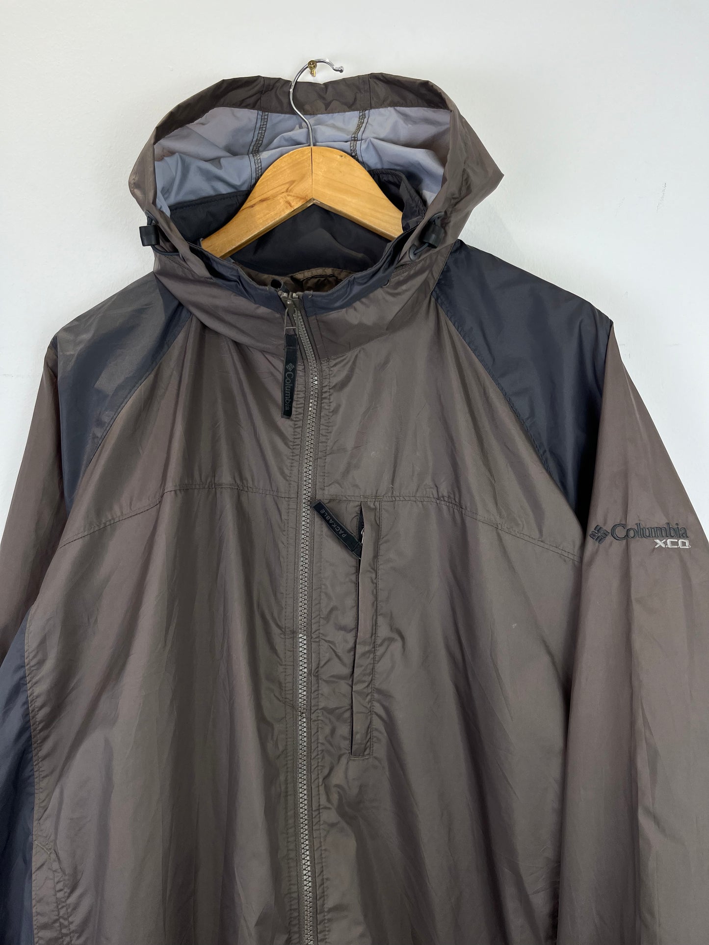 Columbia Sportswear XCO Grey / Brown Packable Waterproof Jacket (L)