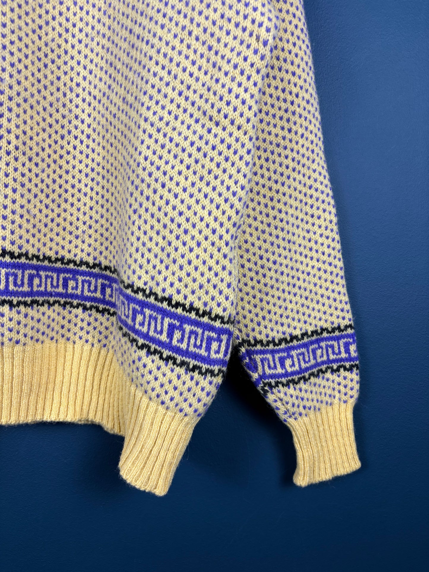 Vintage 70s Scottish Isles Wool Yellow + Purple Knit Jumper (L)