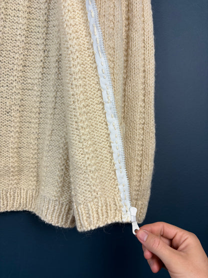 Vintage 1980s Ribbed Knit Zip-up Cream Sweater (L)