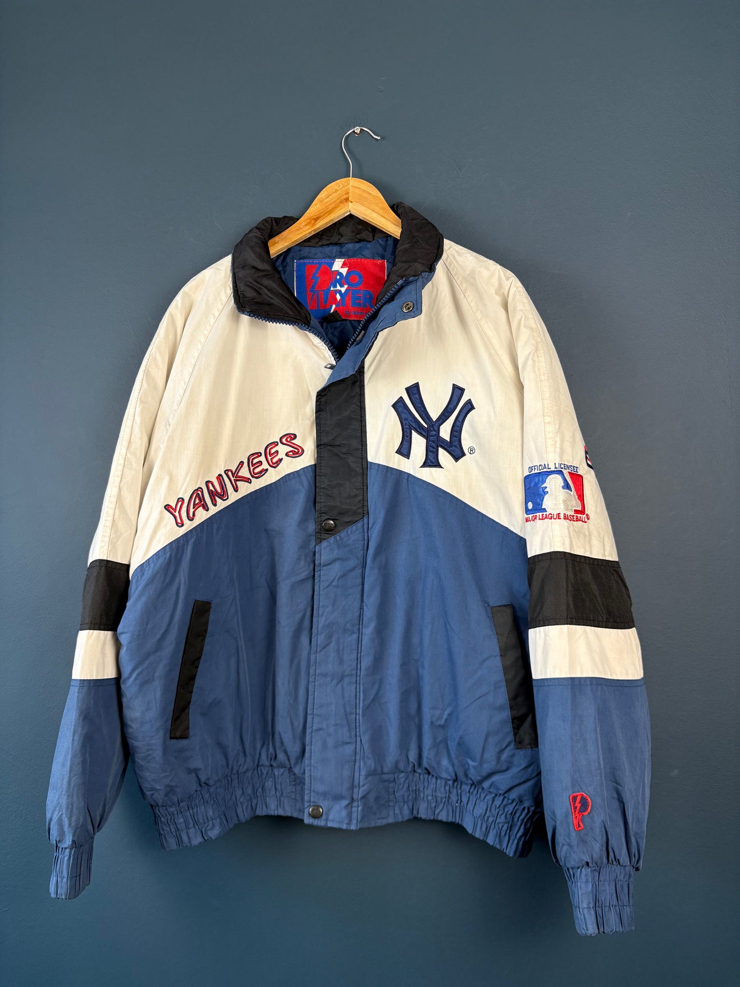 Vintage 90s New York Yankees ProPlayer Starter Jacket (L)