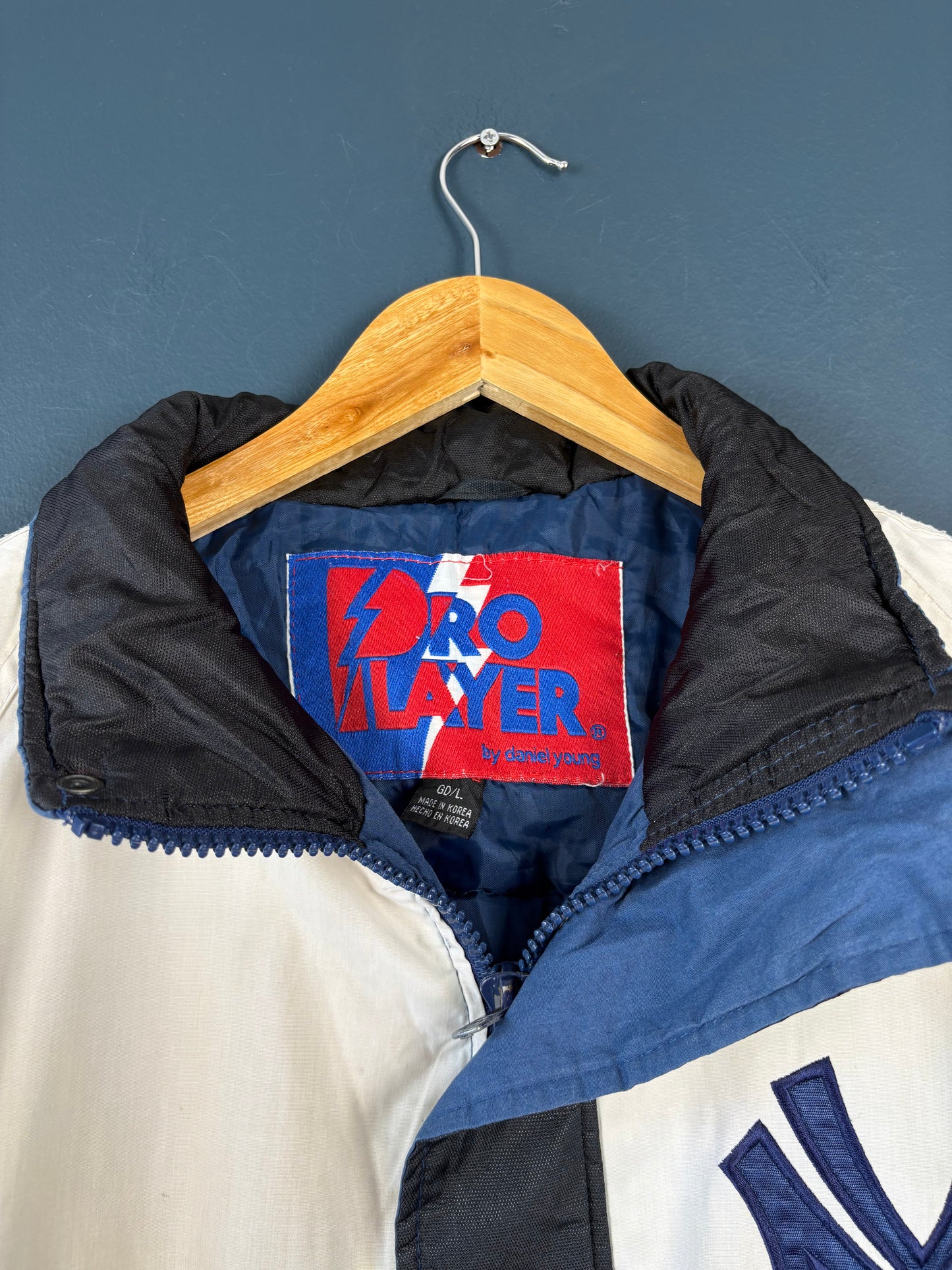 Vintage 90s New York Yankees ProPlayer Starter Jacket (L)