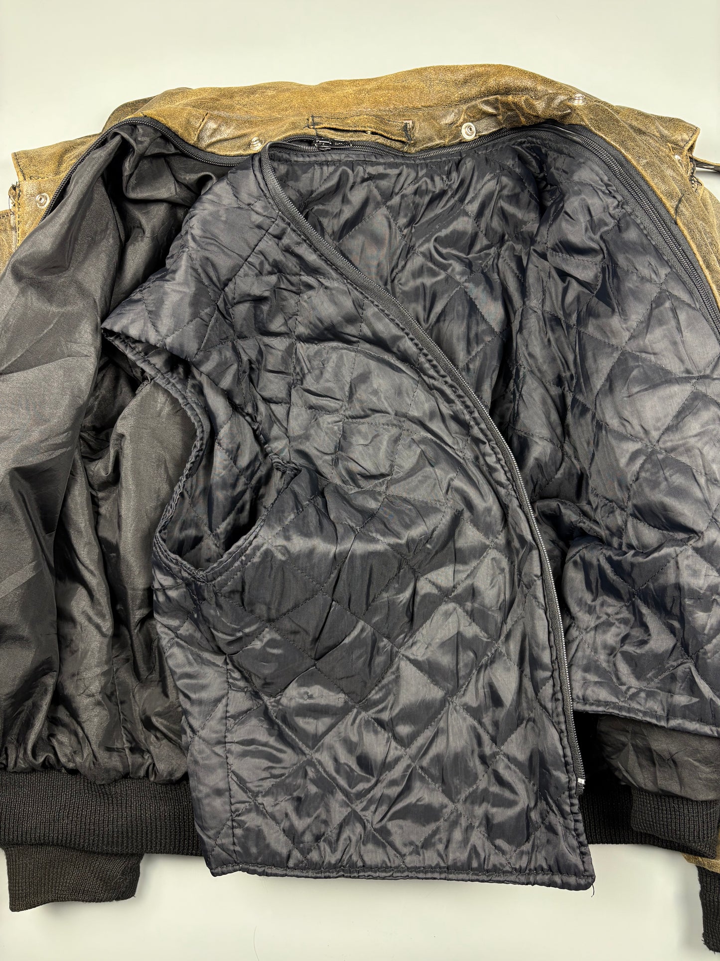 Vintage 1980s Khaki Green Leather Bomber Jacket (M)