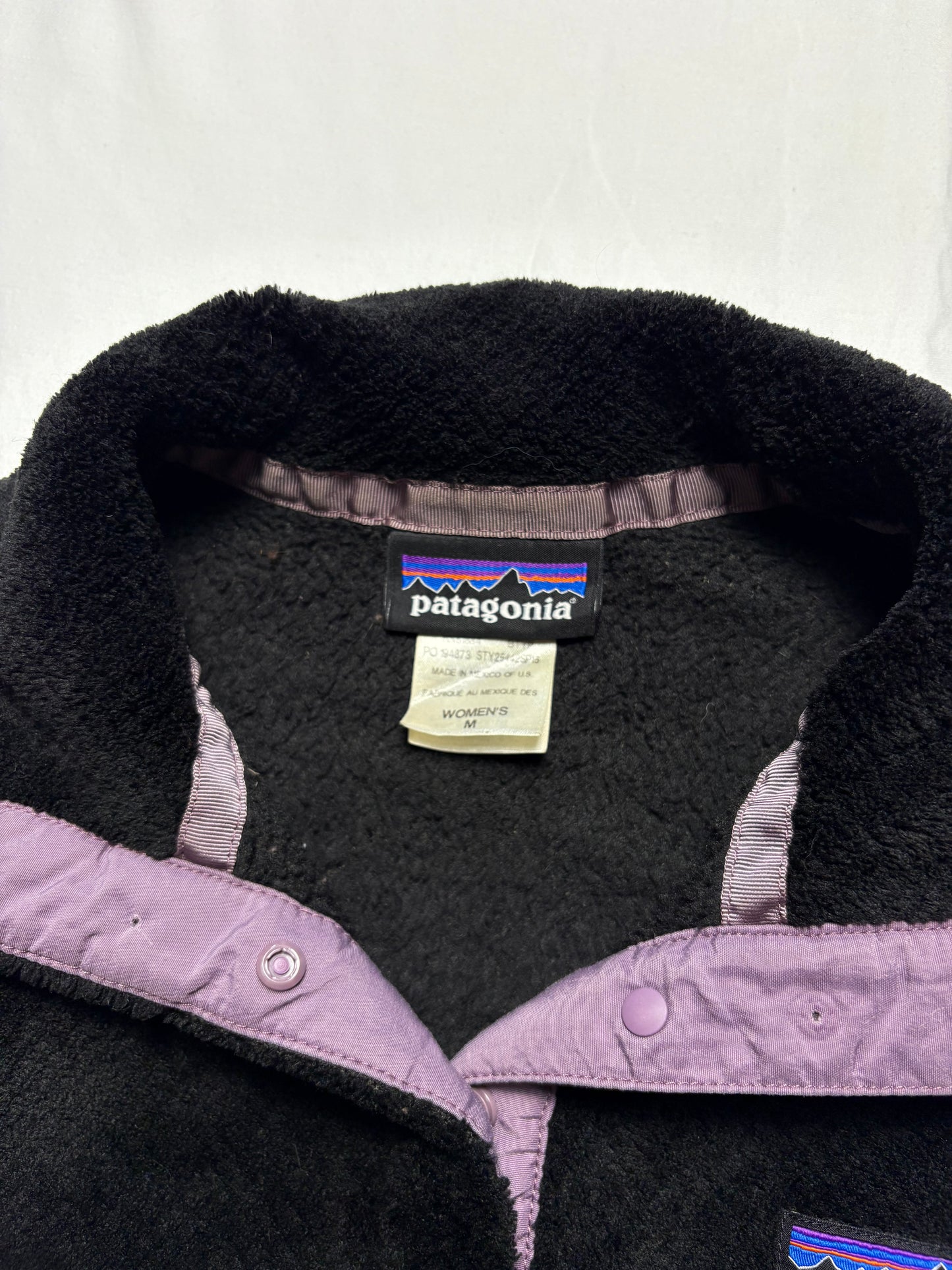 Patagonia Synchilla 00s Black Pop Collar Fleece (women's M)