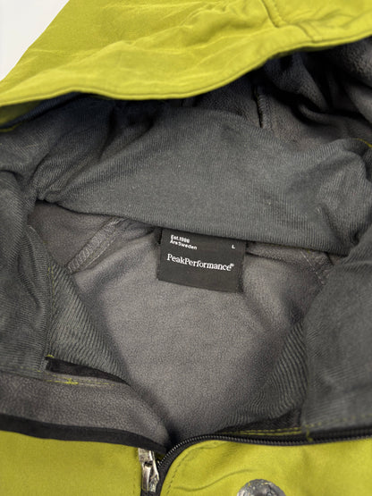 2000s Peak Performance Outdoors Green Soft Shell Jacket (L)