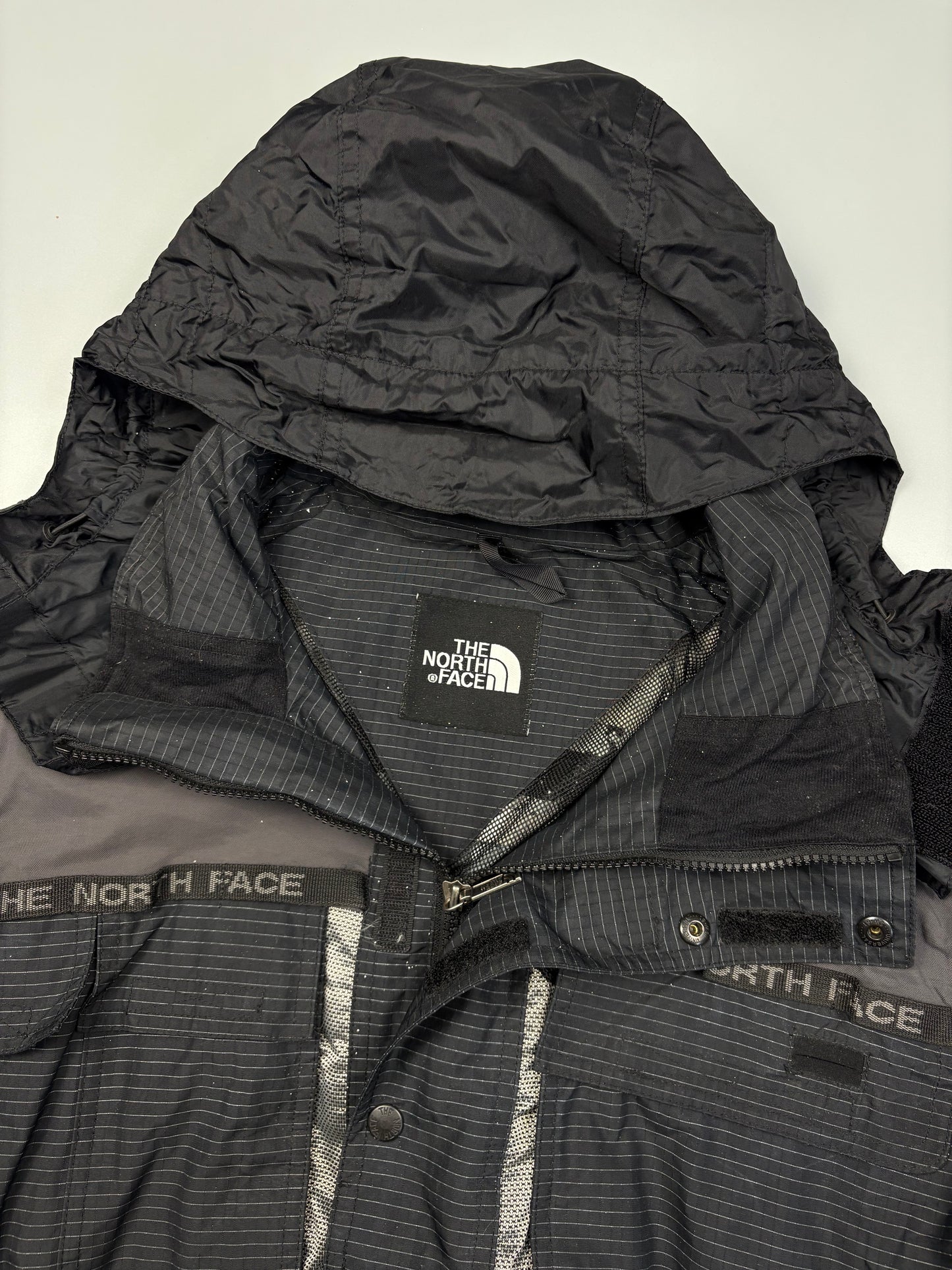 1990s North Face Steep Tech Grey Mountain Jacket (women's M)