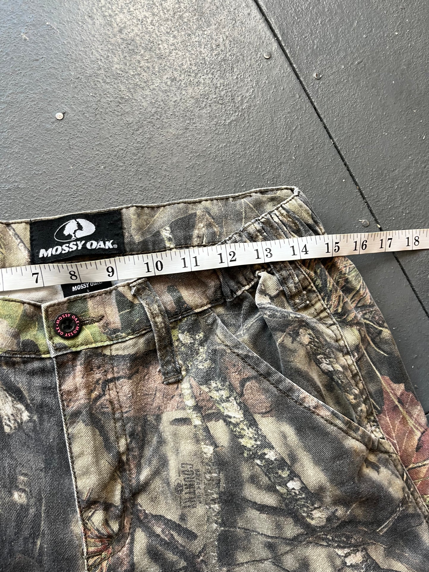 90s Real Tree Camo Cargo Trousers  [Ladies 30x31]