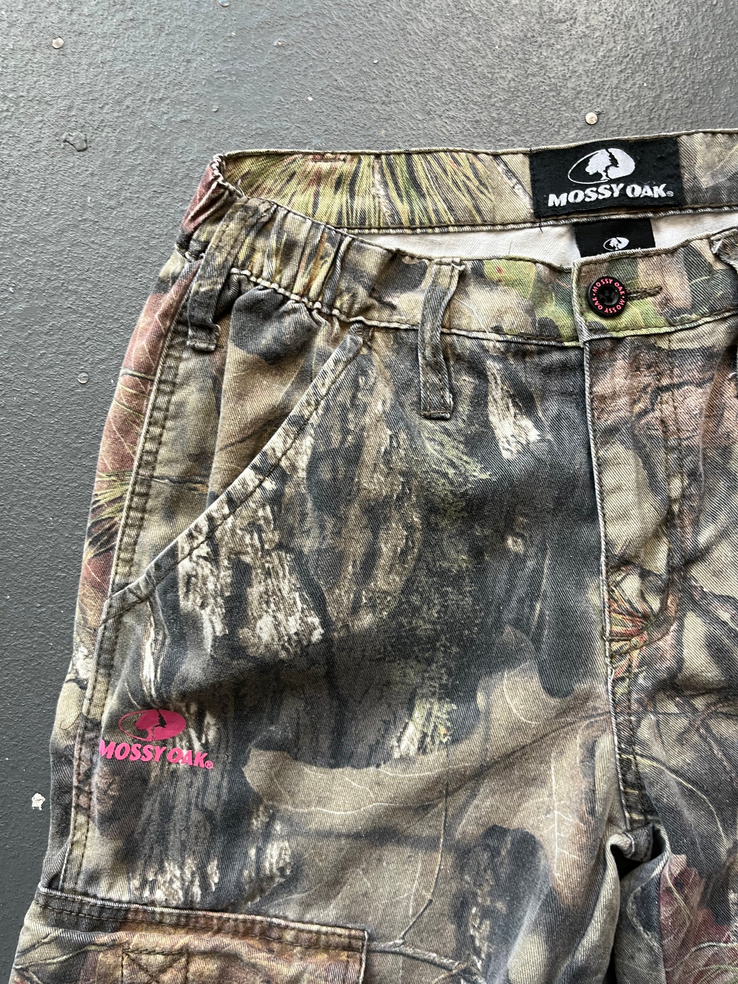 90s Real Tree Camo Cargo Trousers  [Ladies 30x31]