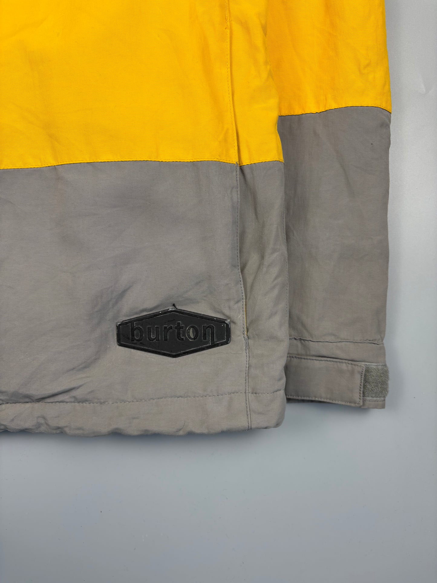 1990s Burton Snowboards Analog Colour Block Snowboard Jacket (M)