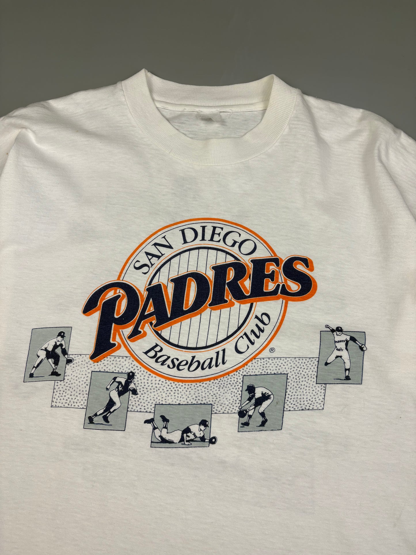 1990s San Diego Padres White Baseball Graphic Tee (L)