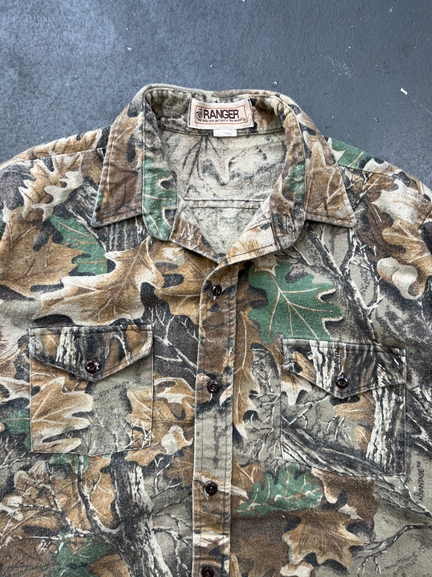 90s Real Tree Camo Button Up Shirt  [XL]