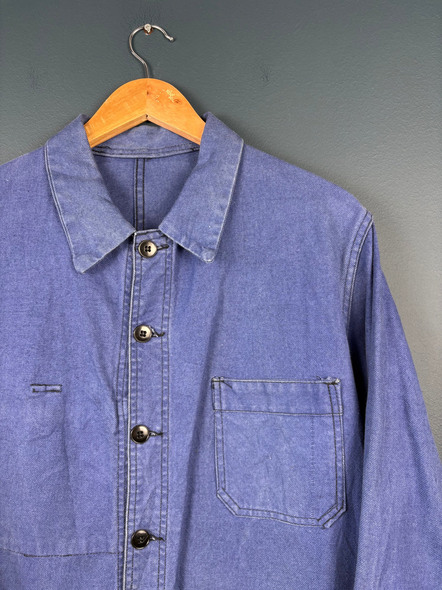 True Vintage 1960s Faded Blue French Chore Jacket (M)