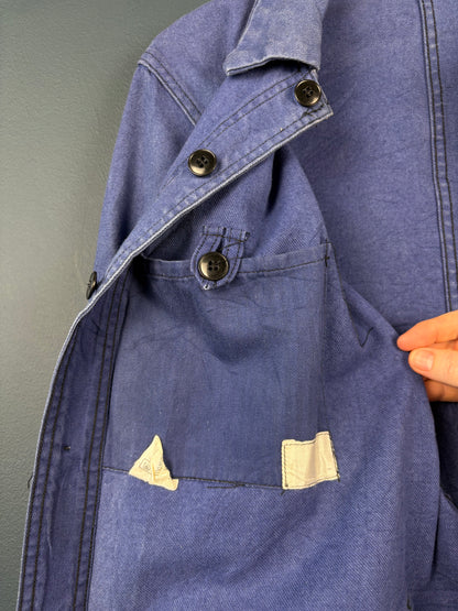 True Vintage 1960s Faded Blue French Chore Jacket (M)