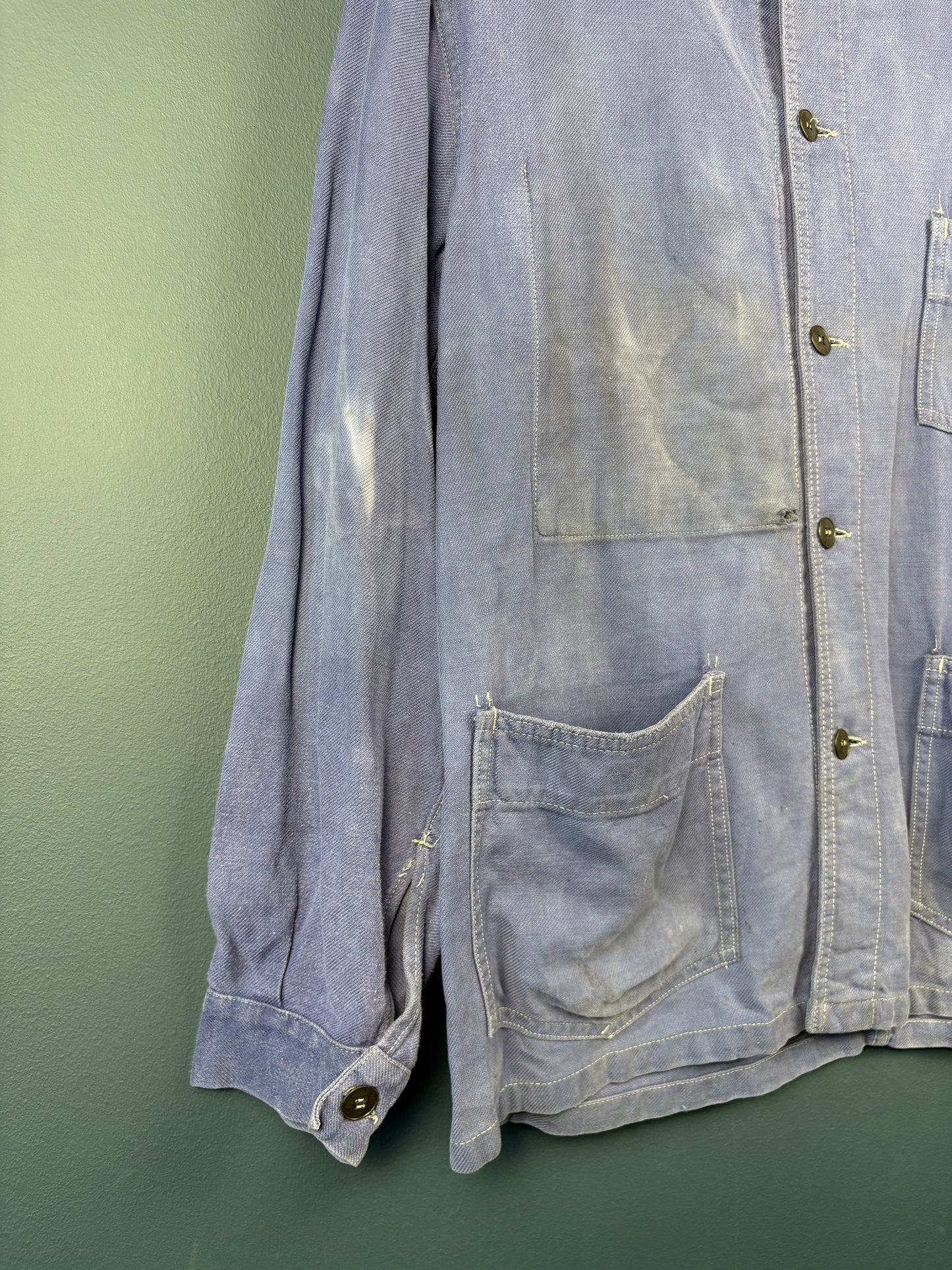 True Vintage 1960s Faded Blue French Chore Jacket (M)