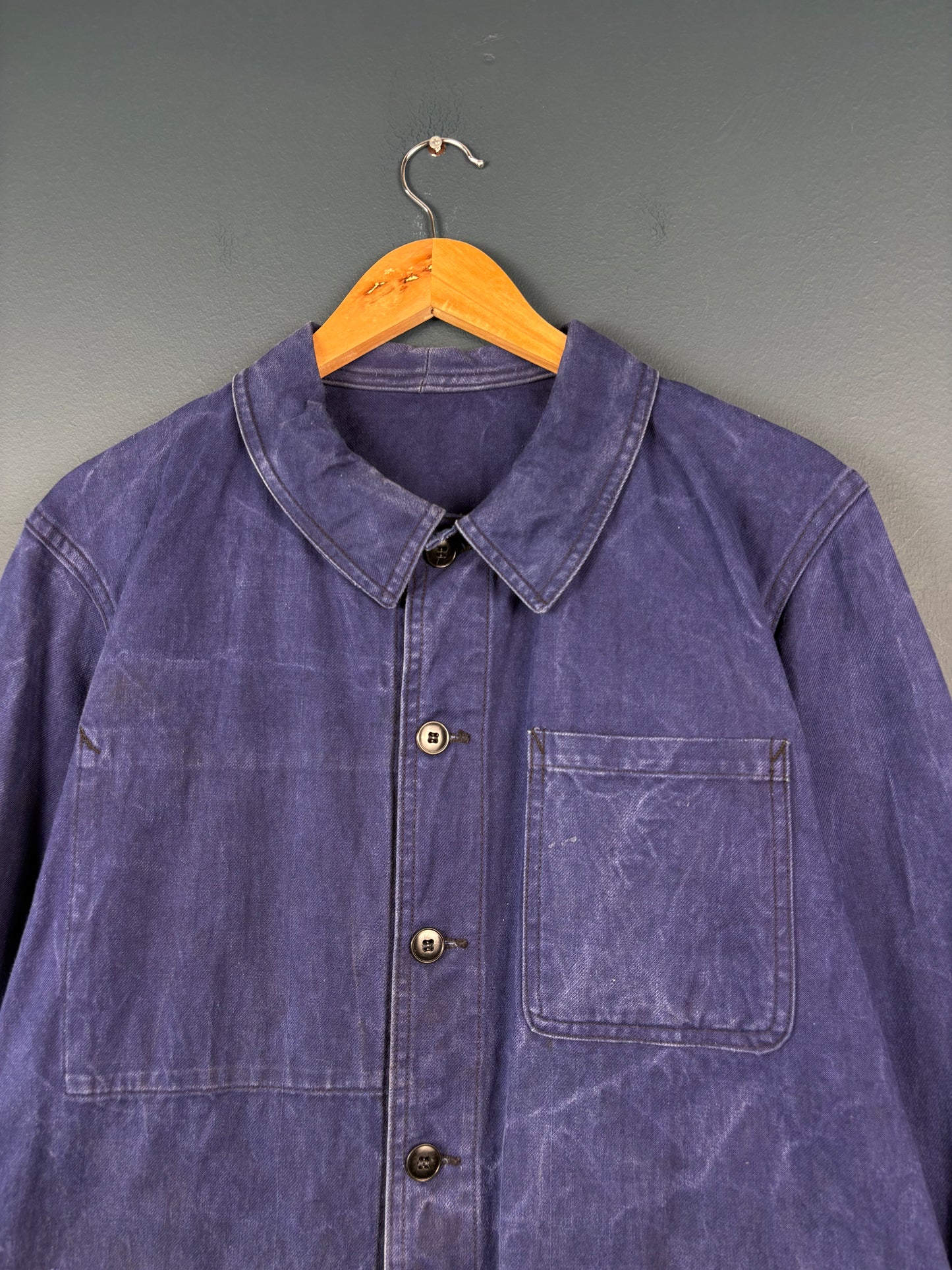 True Vintage 1960s Navy Blue Faded French Chore Jacket (M)