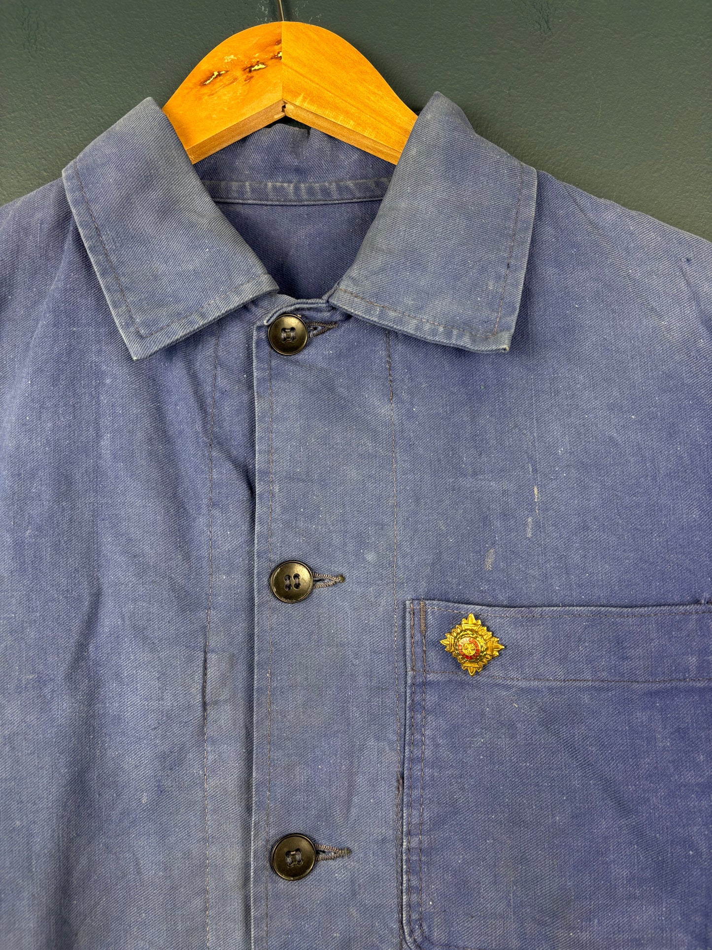True Vintage 1960s Faded Blue Chore Jacket w/ WWII Officers Pin (S)