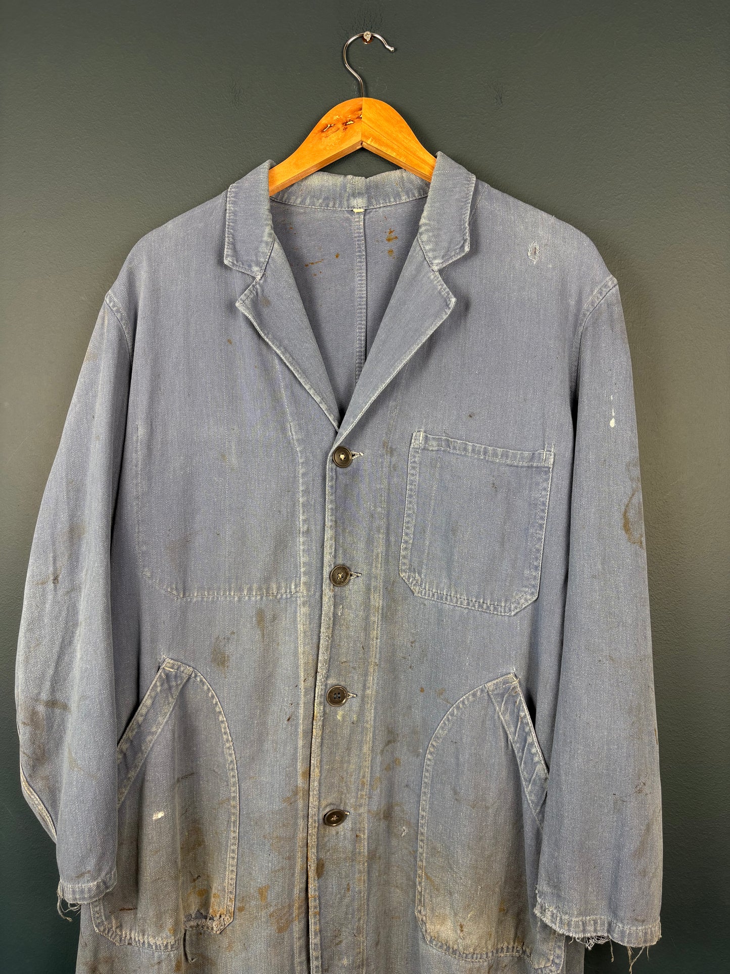 True Vintage 1960s Faded Light Blue Thrashed French Long Work Coat (M)